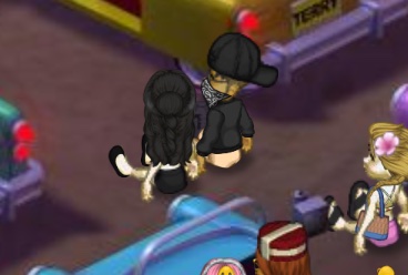 <3